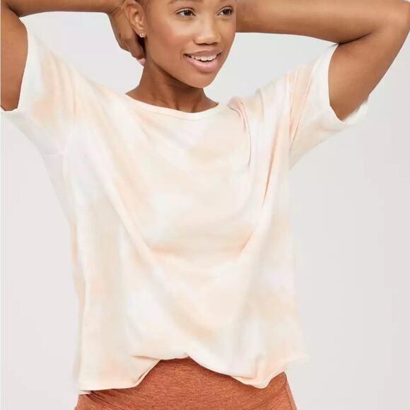 Offline By Aerie‎ Women’s Unstoppable Oversized Crewneck Tie Dye T-Shirt Medium - Picture 1 of 9
